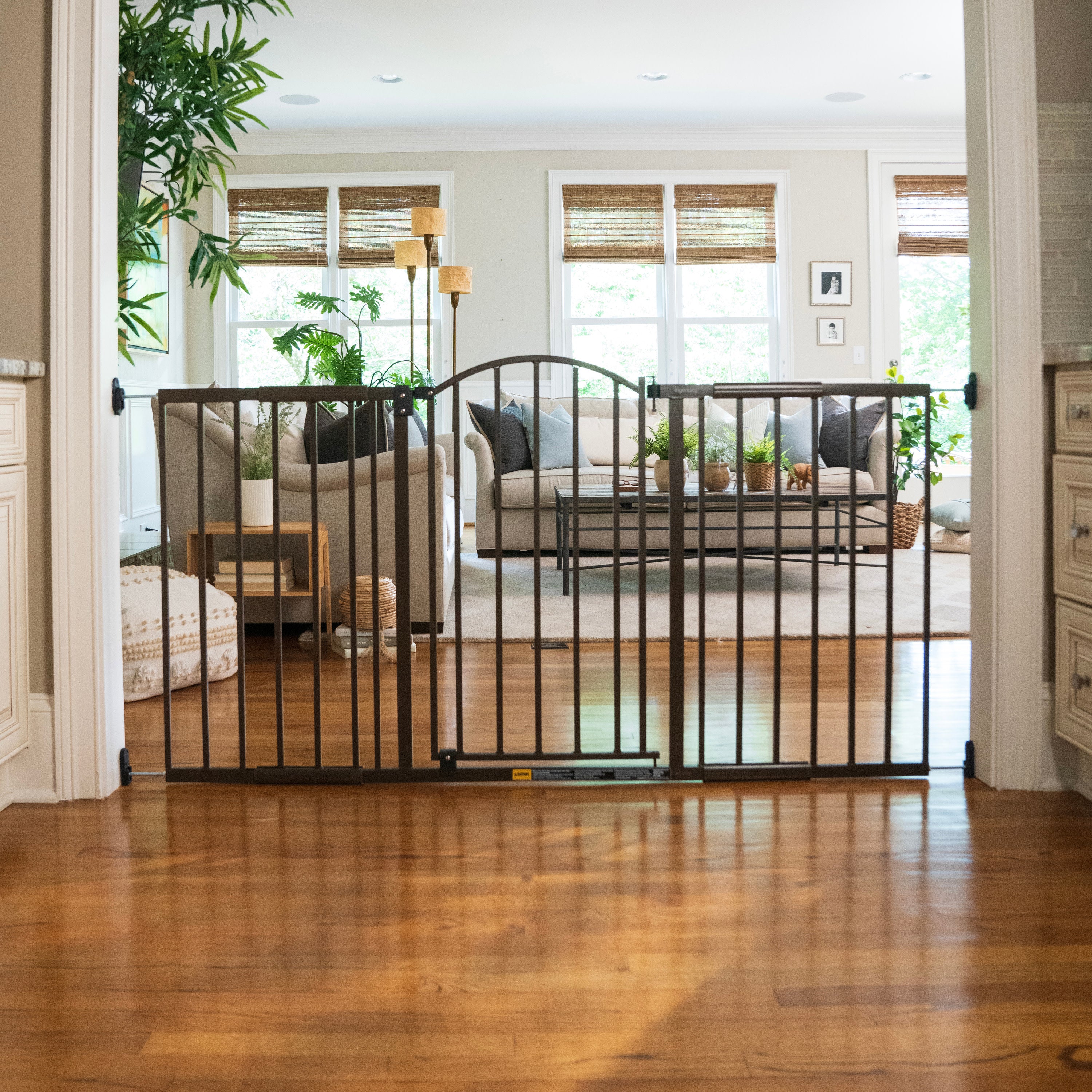 summer infant multi use bronze deco gate instructions The Thruway 72XW Series Pet and Baby Metal Gate, Openings 44-72 wide, 36" tall