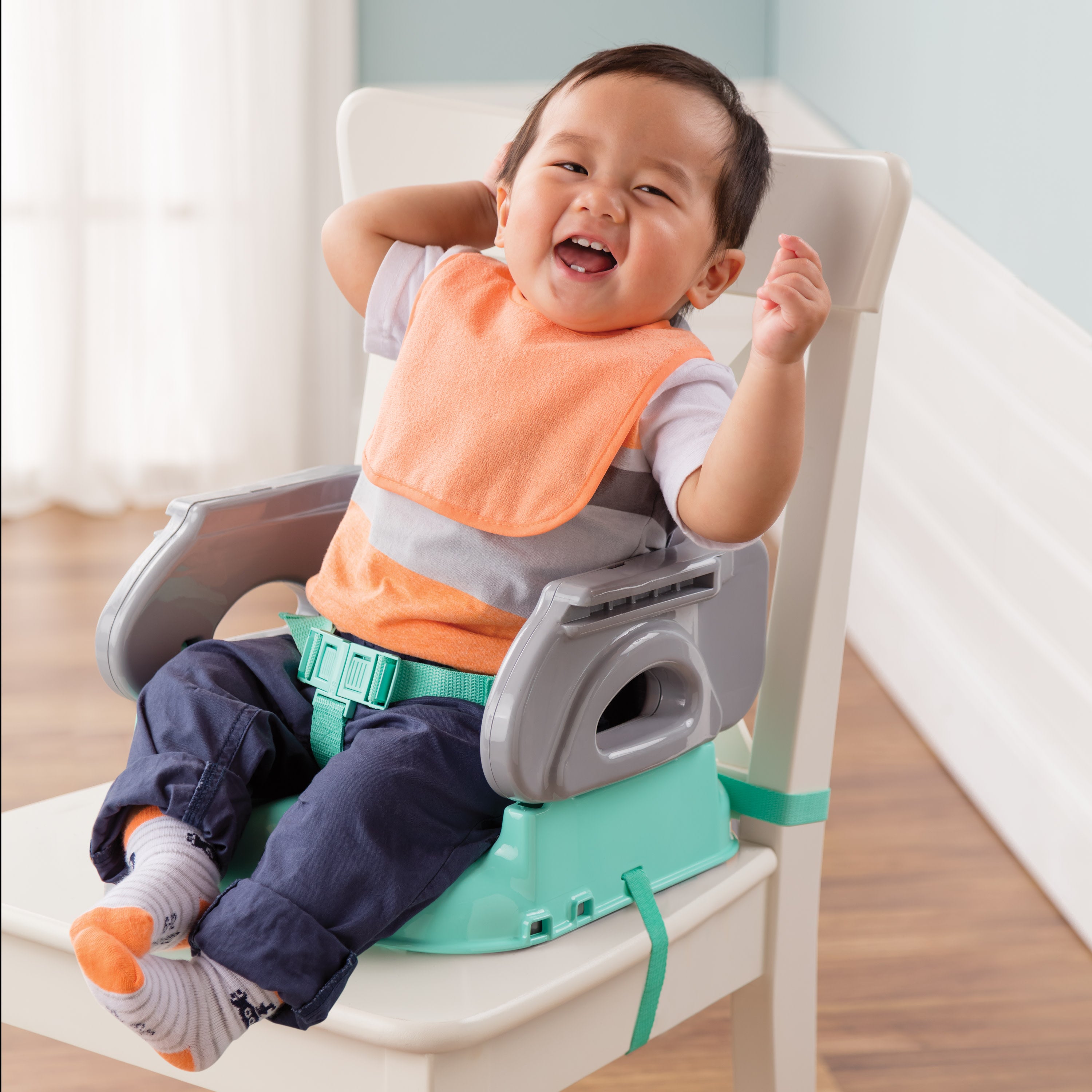 Deluxe Comfort Folding Booster Seat