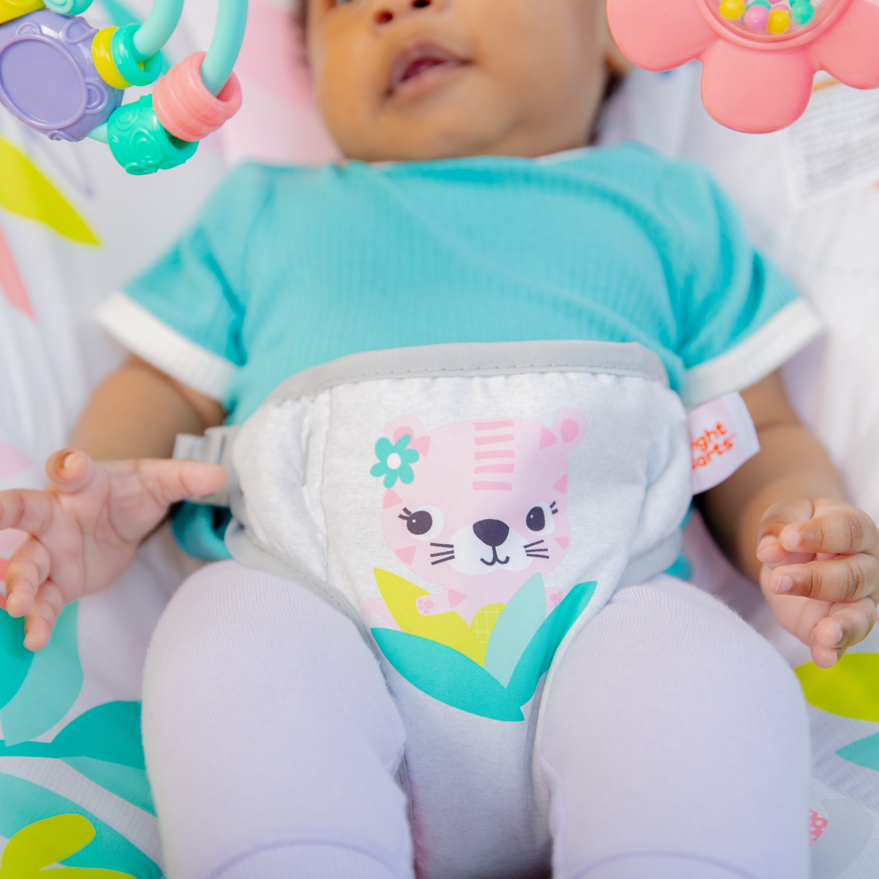Bright Starts Rainforest Vibes Vibrating Bouncer with Toy Bar Kids2, LLC Bright Starts Rainforest Vibes Vibrating Bouncer with Toy Bar Kids2, LLC